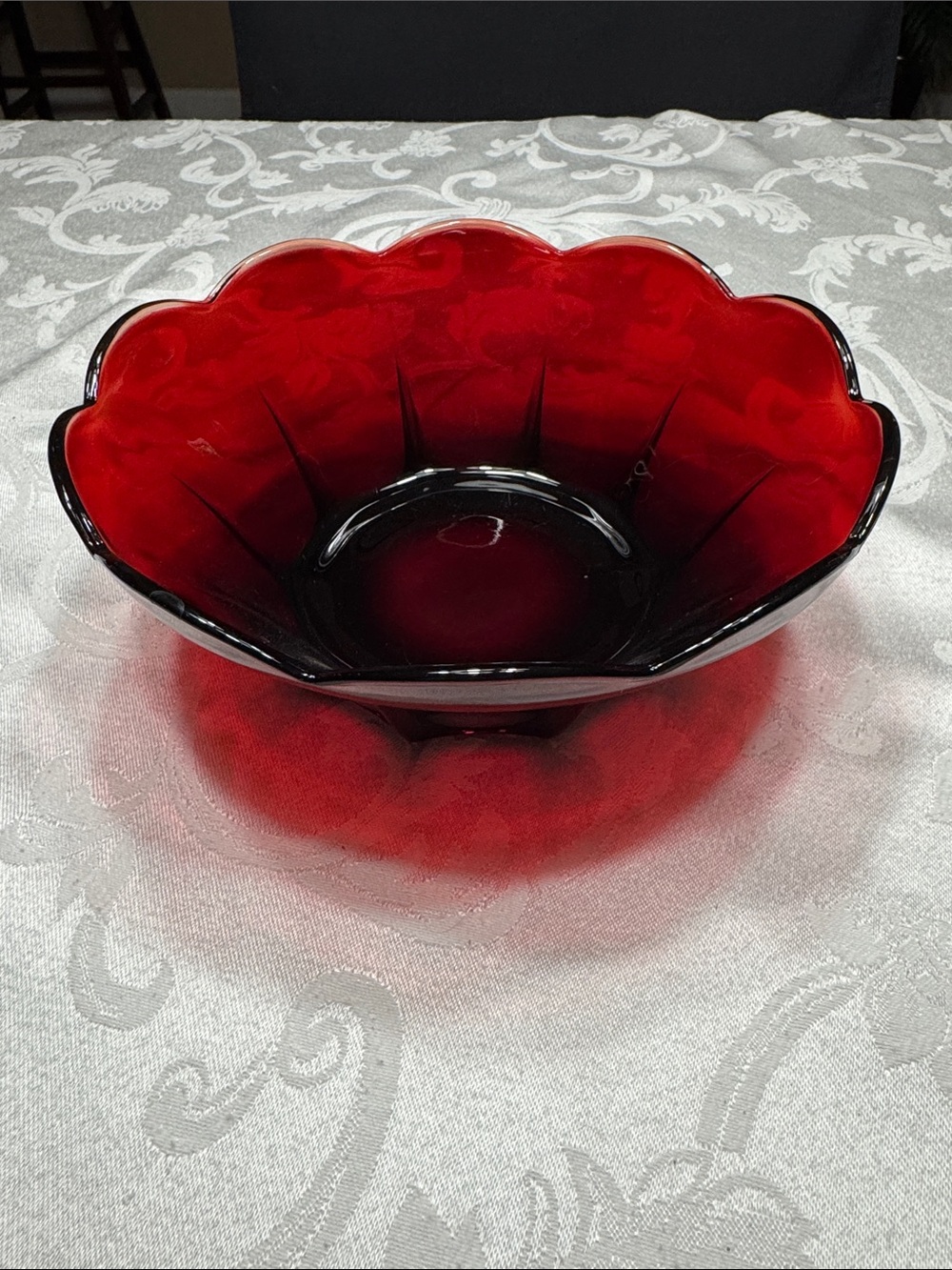 Vtg. Anchor Hocking Royal Ruby red serving bowl. 8” diameter.